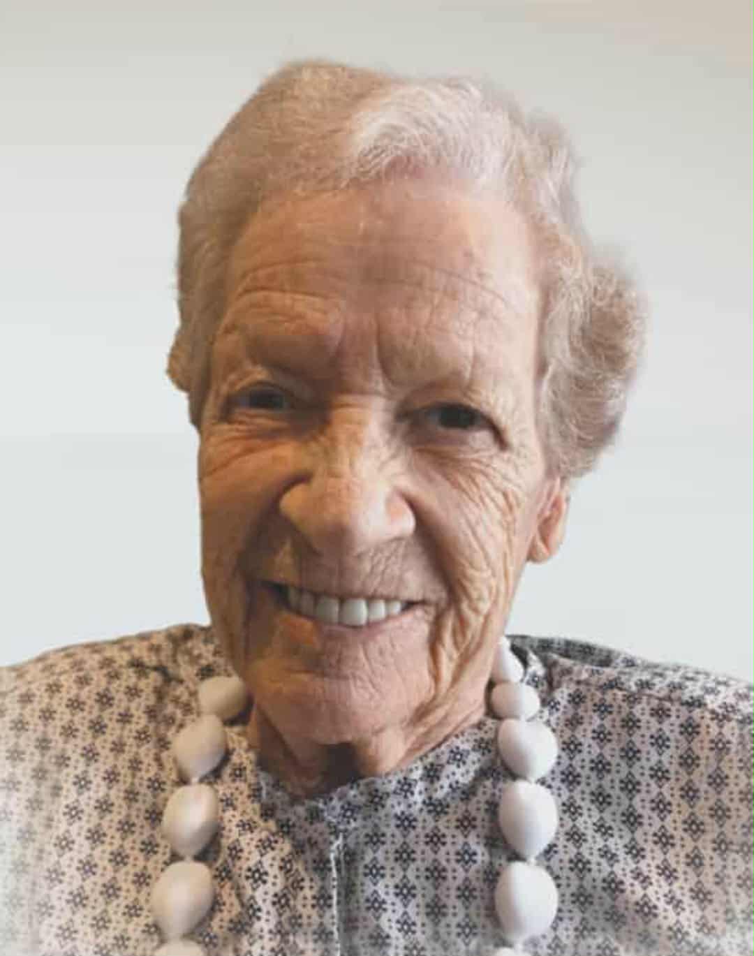Madame Gisèle Lacharité Crôteau